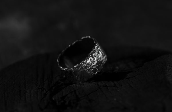 handcrafted silver ring - image 2