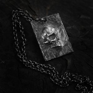 mystery skull necklace - main image