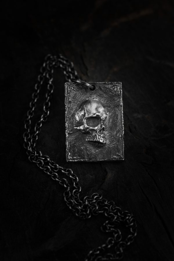mystery skull necklace - image 2